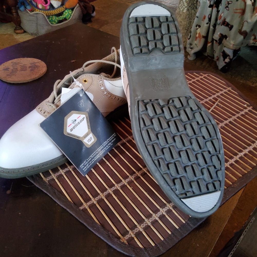 Woman's Golf Shoes
